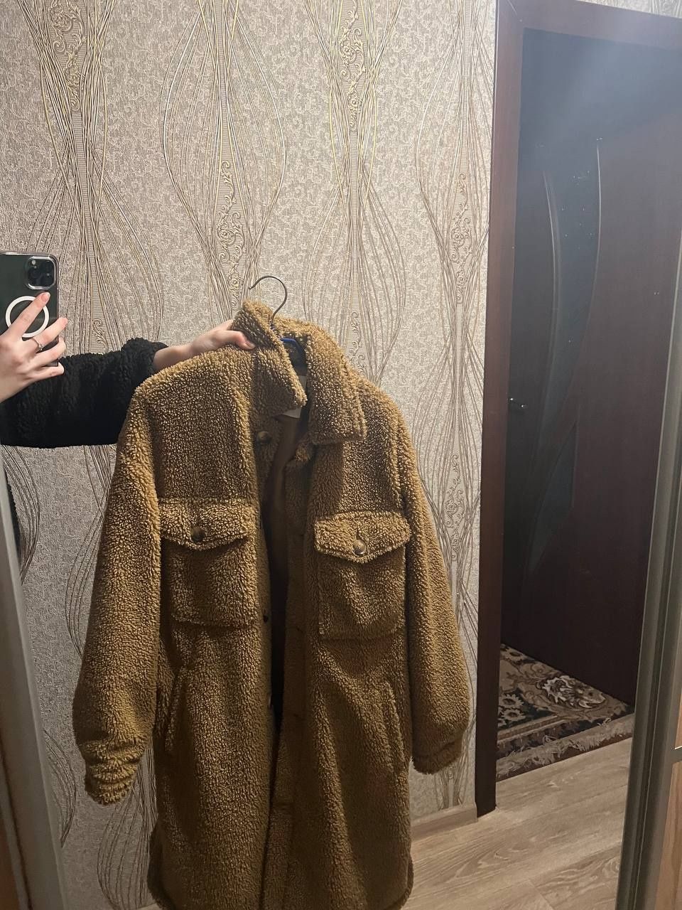Пальто Тедди Bershka