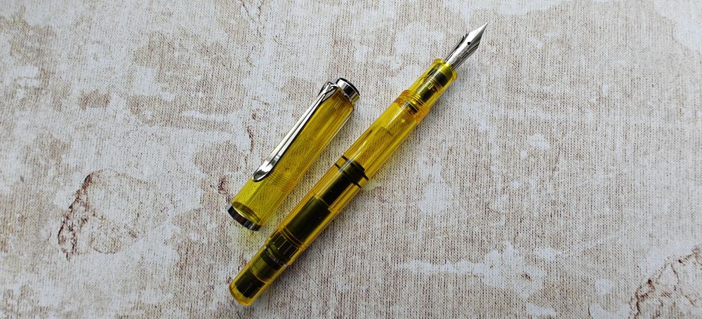 Pióro wieczne Pelikan m205 Duo demonstrator transparente żółte EF