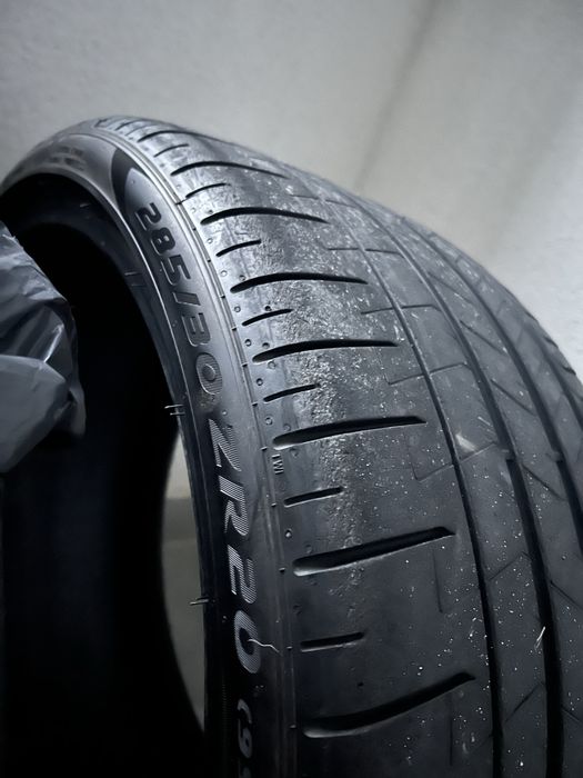 Pirelli PZERO Sports Car 275/35R19  285/30R20