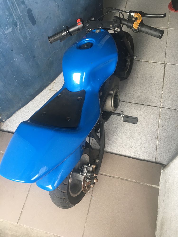 Mini moto 49cc.