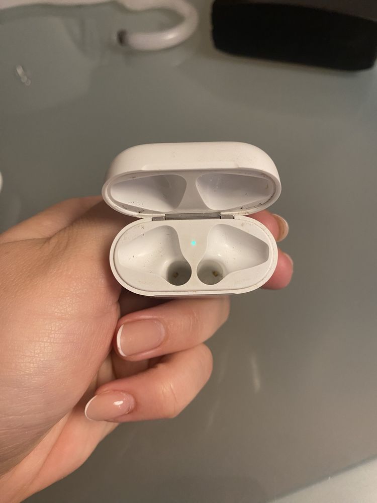 Oryginalne Etui Ładujące Apple AirPods 2 generacja