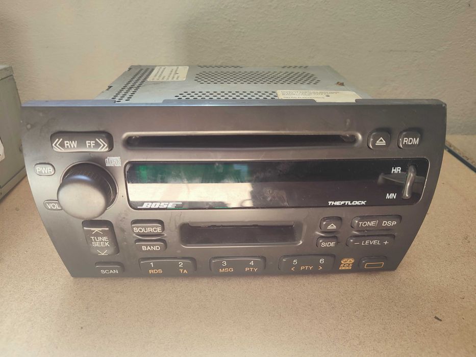 Buick Chevrolet Oldsmobile Pontiac lata 80/90 oryginalne radia