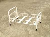 Cama de bonecas vintage