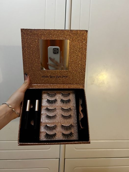 Накладні вії з Італії нові