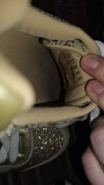 Оригінл Guess розмір 39