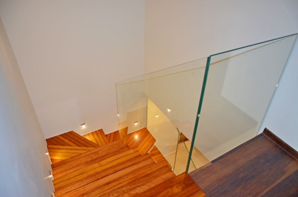 Balustrady nierdzewne szklane