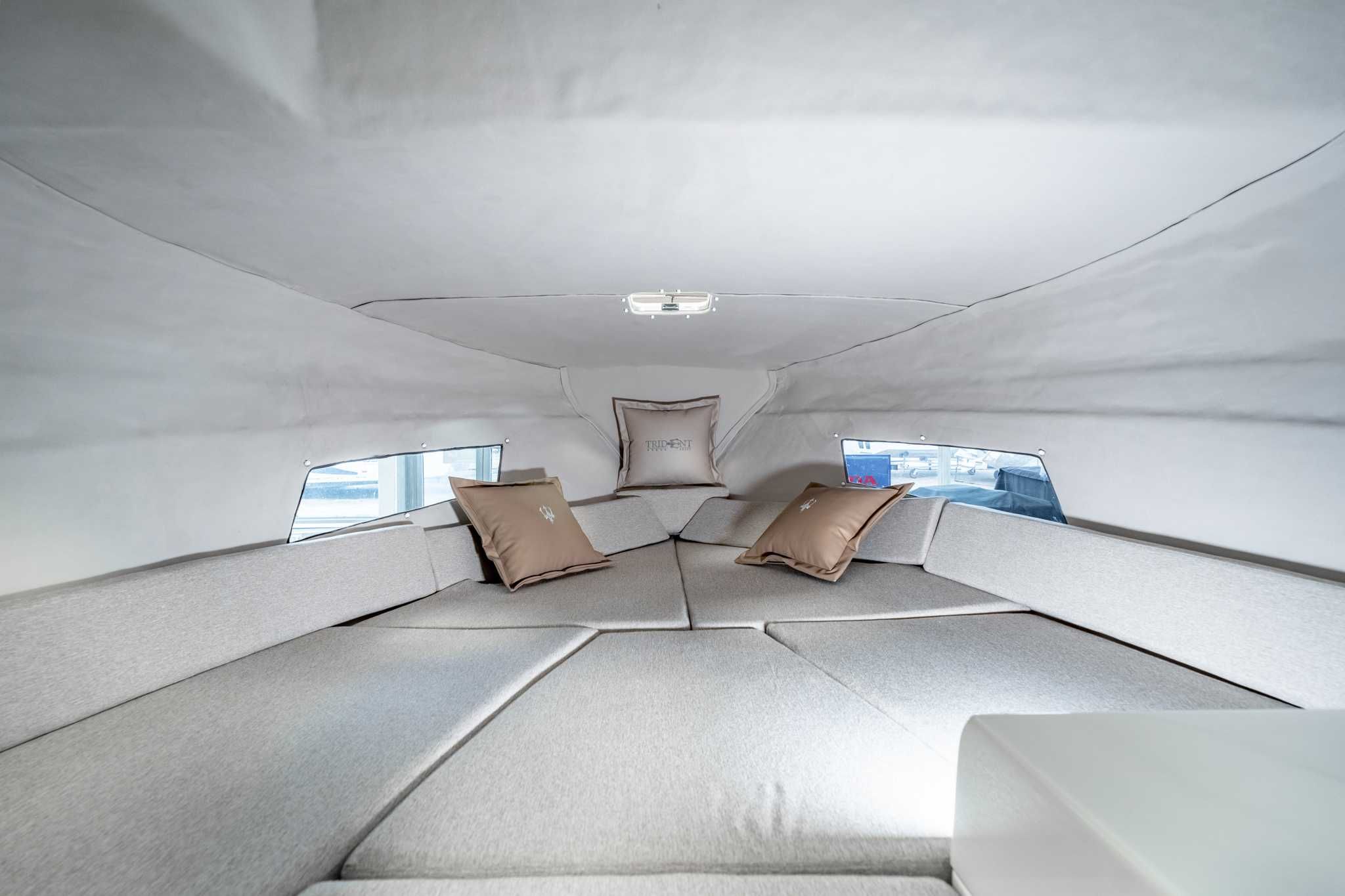 Łódź Trident 640 Sundeck
