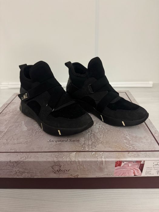 Ботинки , черевики женские р 37