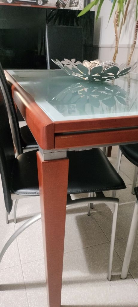 Mesa de sala extensível