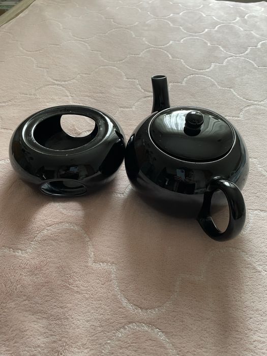 Imbryk do herbaty z podgrzewaczem