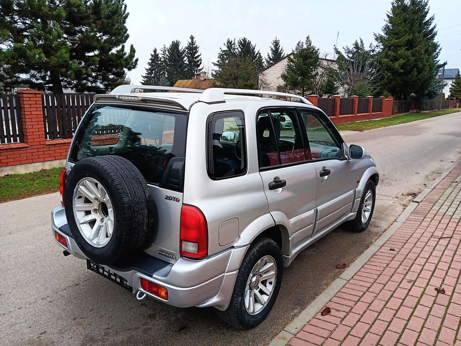 Suzuki Grand Vitara Stan bardzo dobry. 4x4 . ZDROWA. LIFT . Bardzo czysta.  ZADBANA