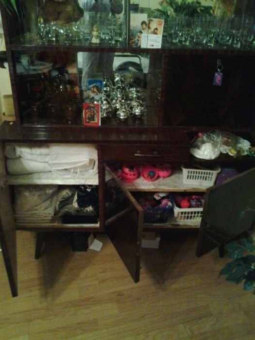 Kredens pokojowy lata 70