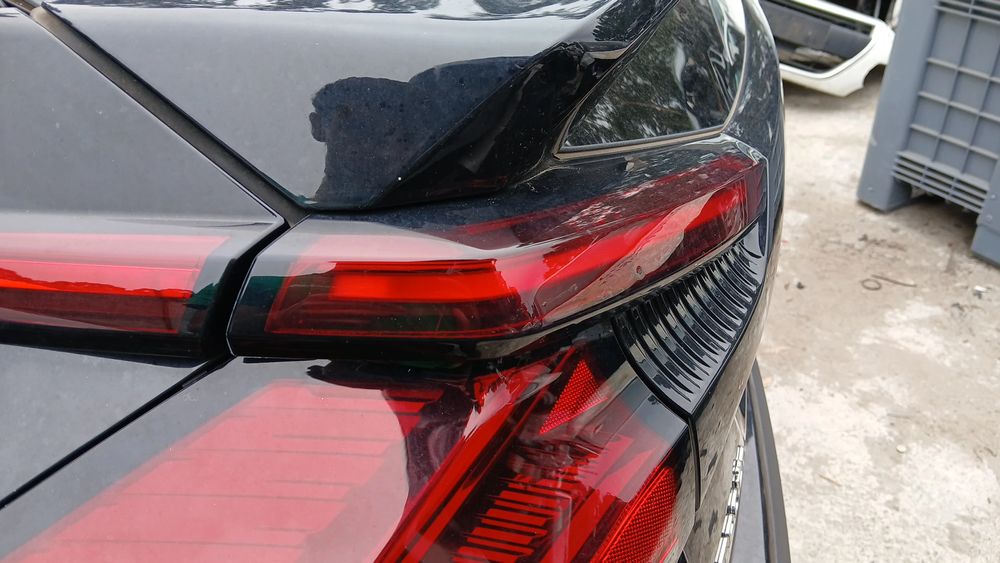 Farolim da mala esquerdo CITROËN C4 III