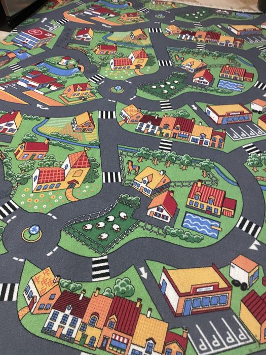 Дитячий коврик в ігрову кімнату