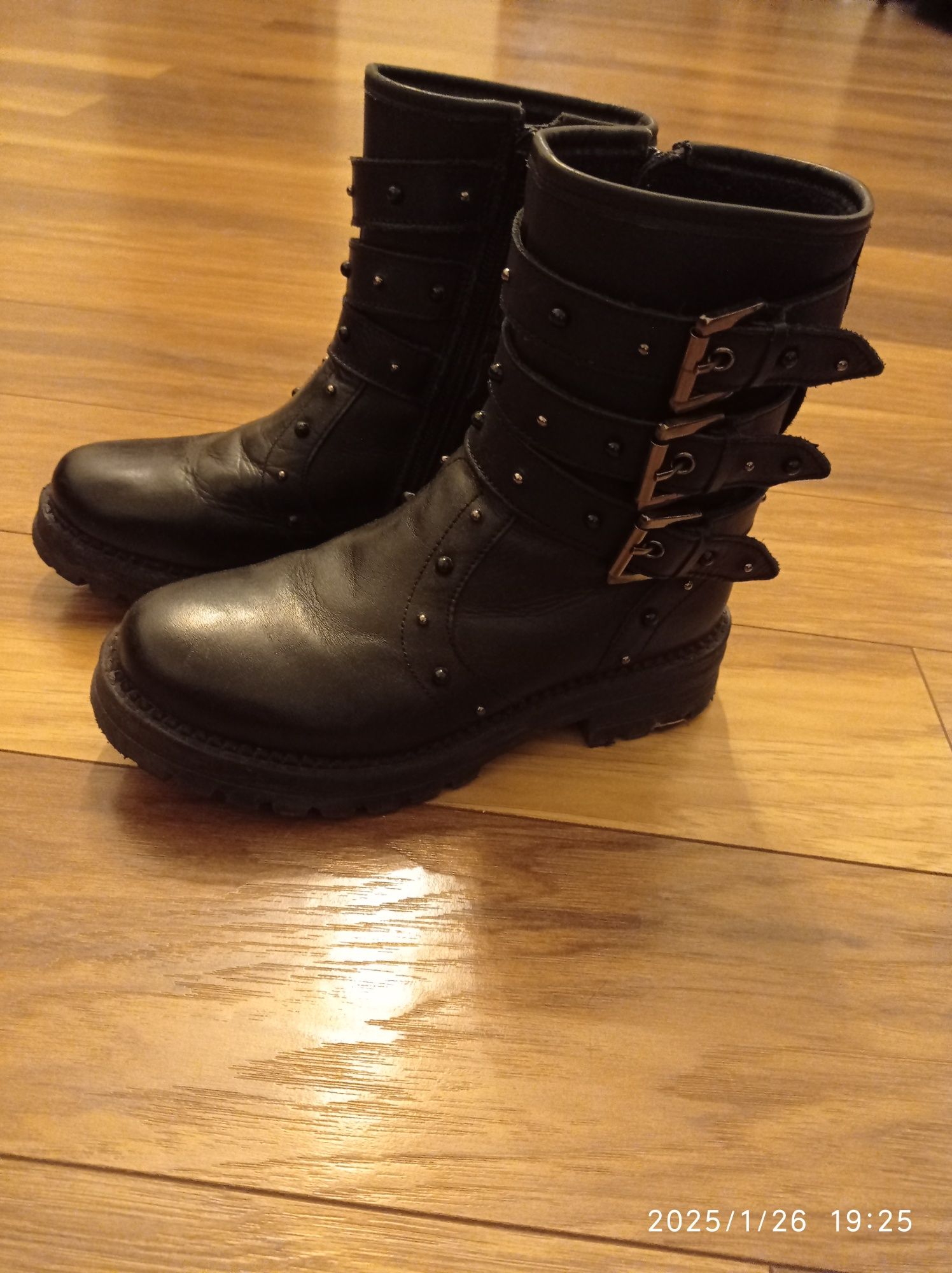 Buty botki roz.32