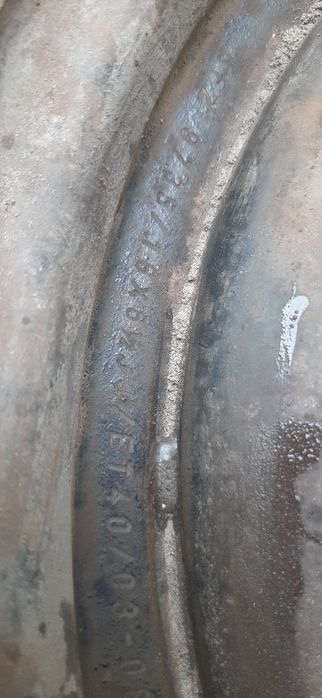 Kola z oponami zimowymi nissa qashqai 215 /65/16