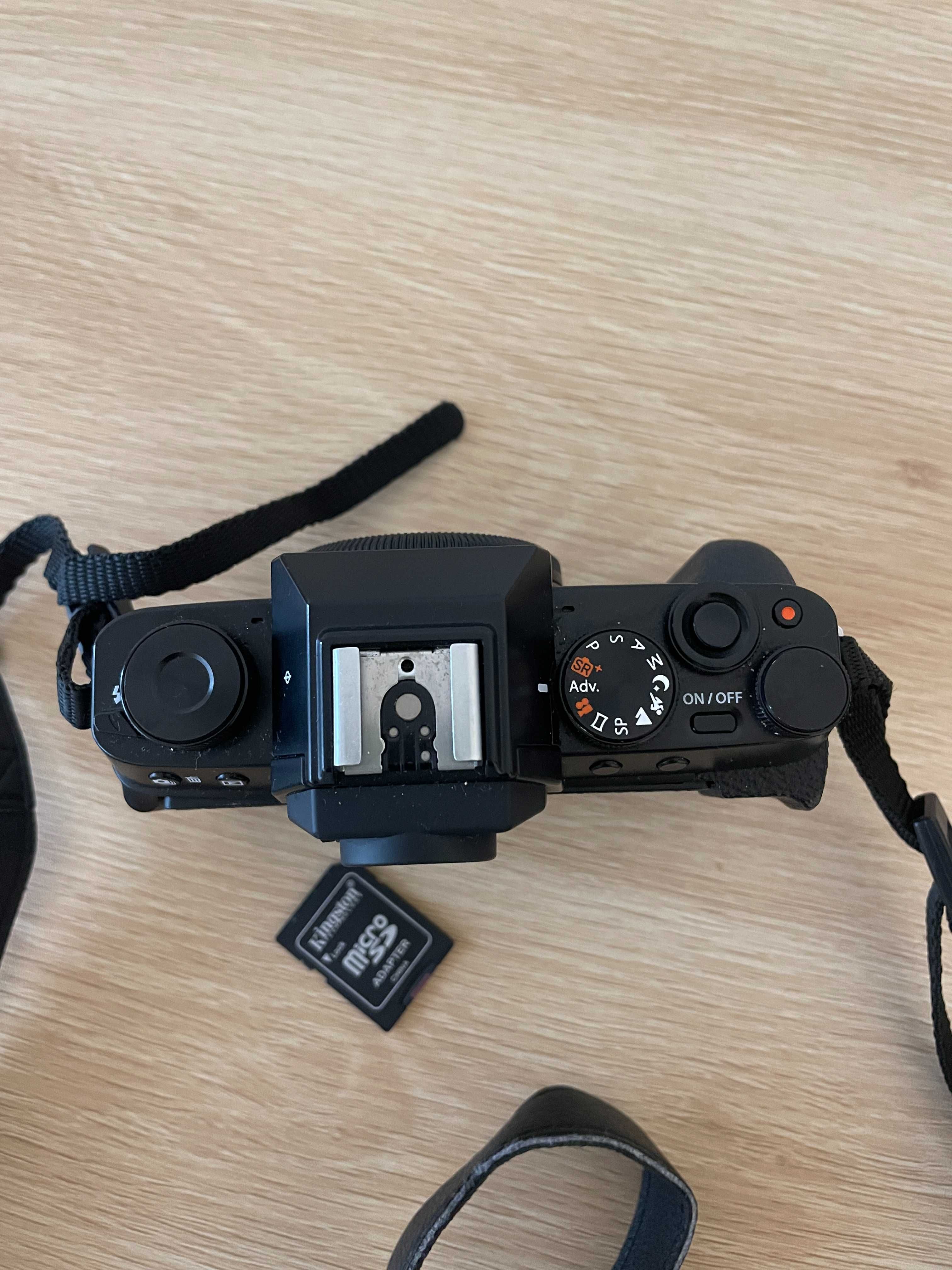 Fujifilm X-T200 + Lente XC 15-45mm f/3.5-5.6