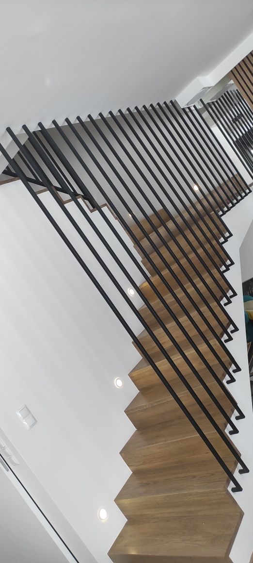Balustrady wewnętrzne zewnetrzne różne wzory