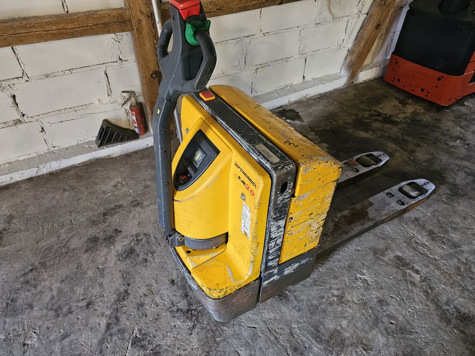 Paleciak elektryczny jungheinrich eje 20