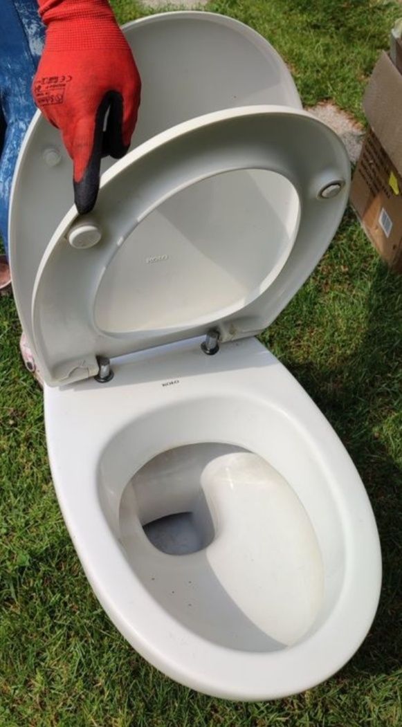 Miska podwieszana WC Koło
