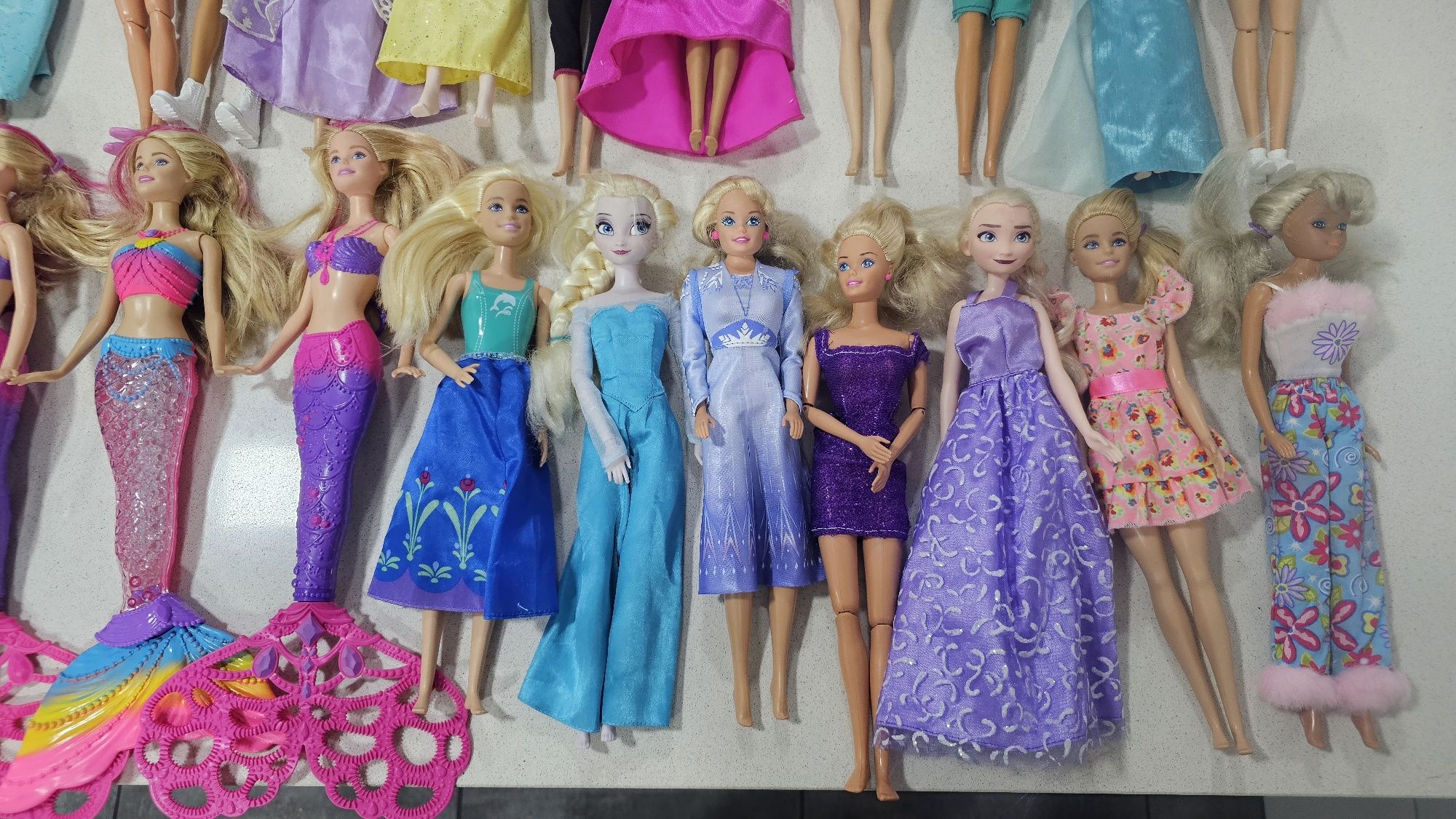 Vendo barbies originais