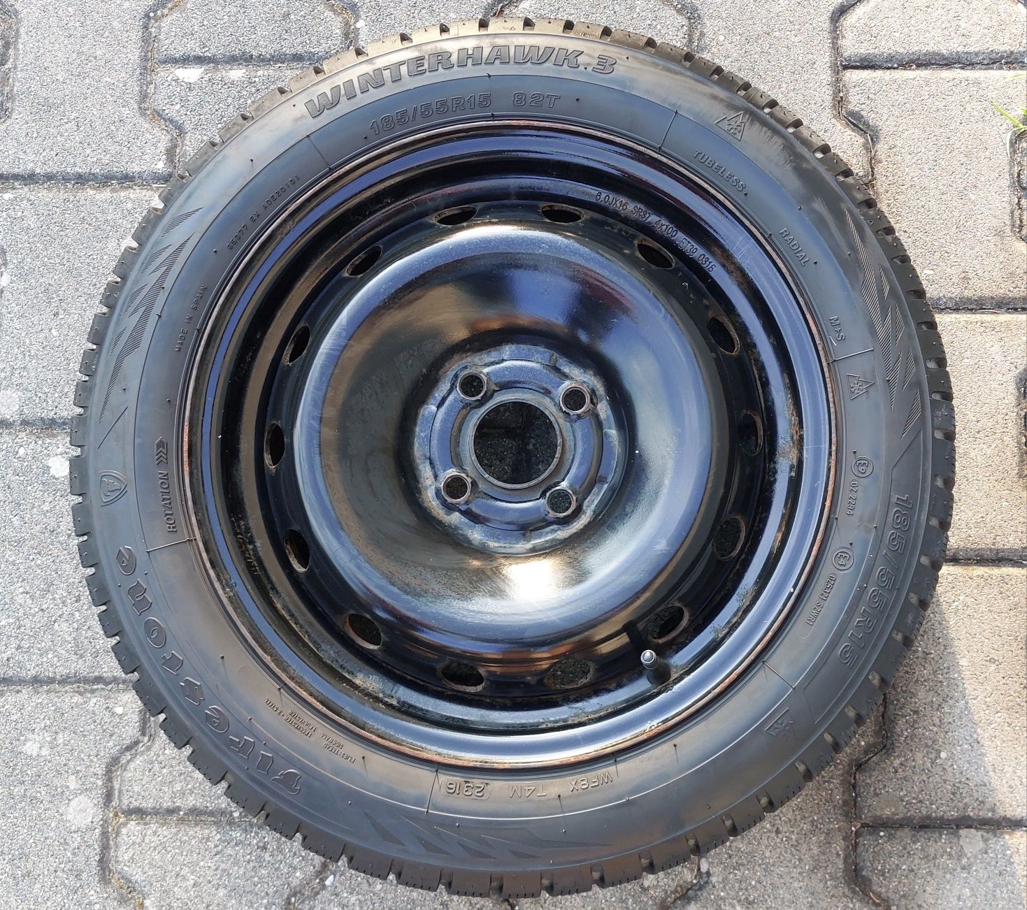 Opony zimowe  Firestone Winterhawk 3 185/55/15 plus felgi