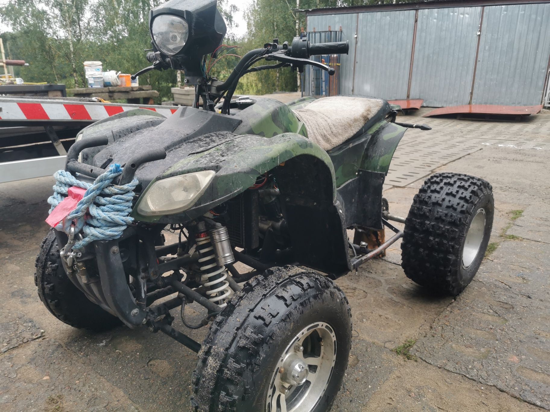 Quad 250 zarejestrowany