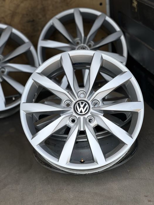 Диски 5 112 R17 Volkswagen passat b8 Jetta b7 Golf 7 6 5 Skoda Octavia