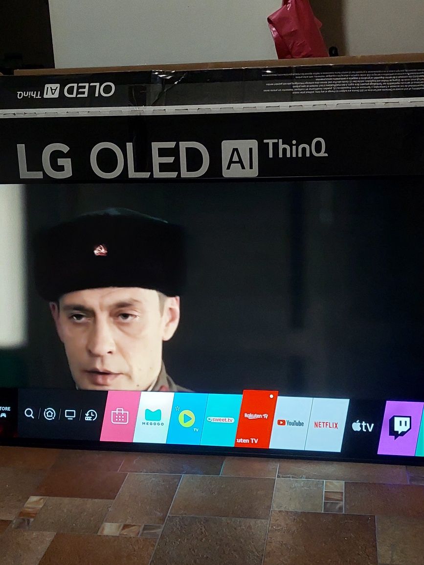 Телевизор LG  OLED