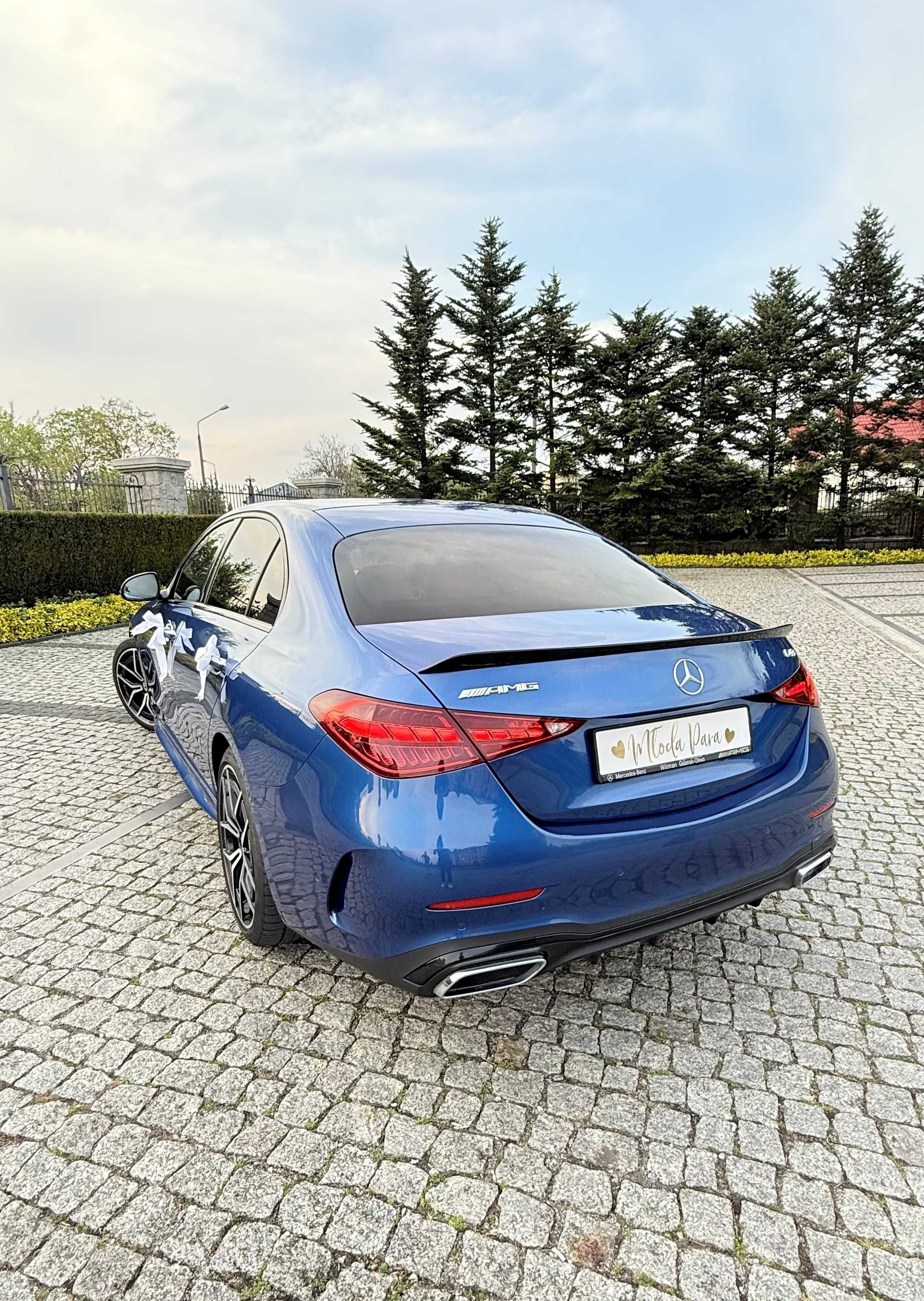 Auto do ślubu oraz różne okazje - Mercedes C klasa AMG kolor niebieski