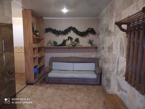 Аренда дома посуточно с Бассейном и Бильярдом Киев Русановские
