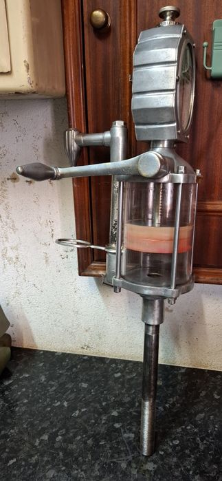 Bomba de azeite Medines