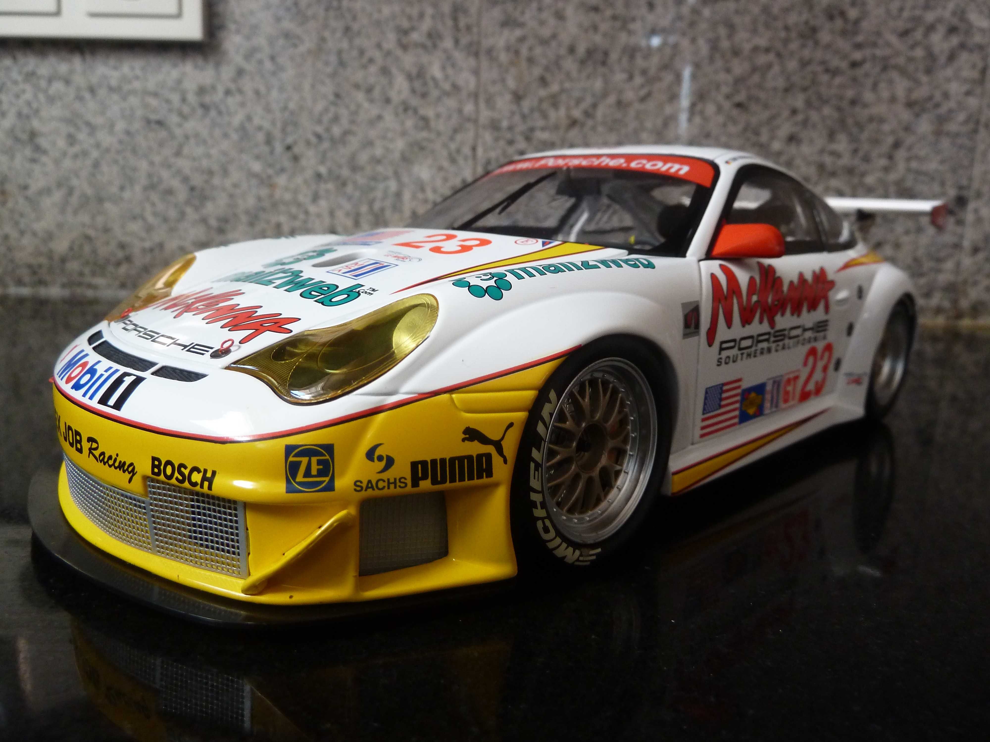 1:18 Minichamps, Porsche 911 GT3 RSR Sebring 2004 AutoArt