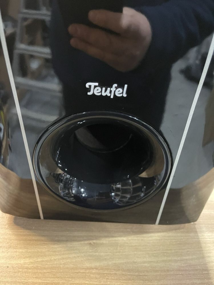 Продам Сабвуфер Teufel