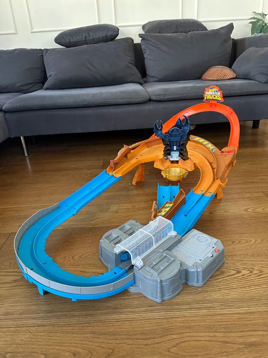 Tor i samochody hot wheels