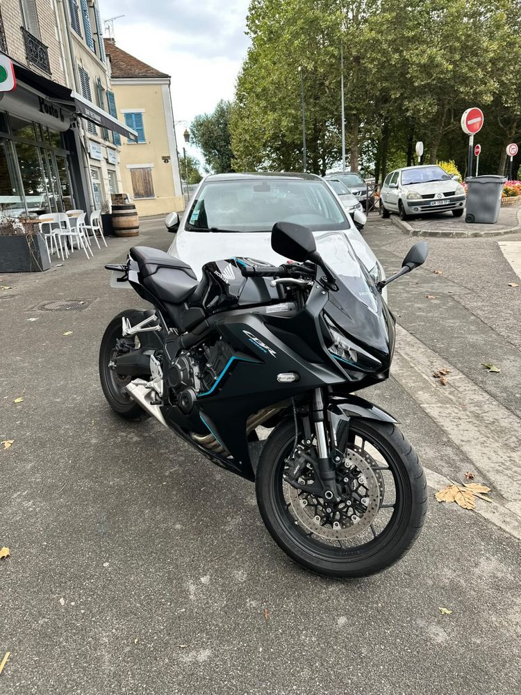 Honda CBR650R impecável – não limitada + extras