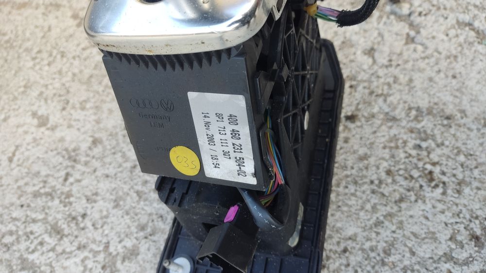 Lewarek drążek gałka zmiany biegów automat Audi a3 8p przedlift