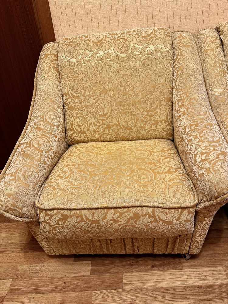 М’які  крісла дивани