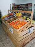 Expositor de frutas em madeira