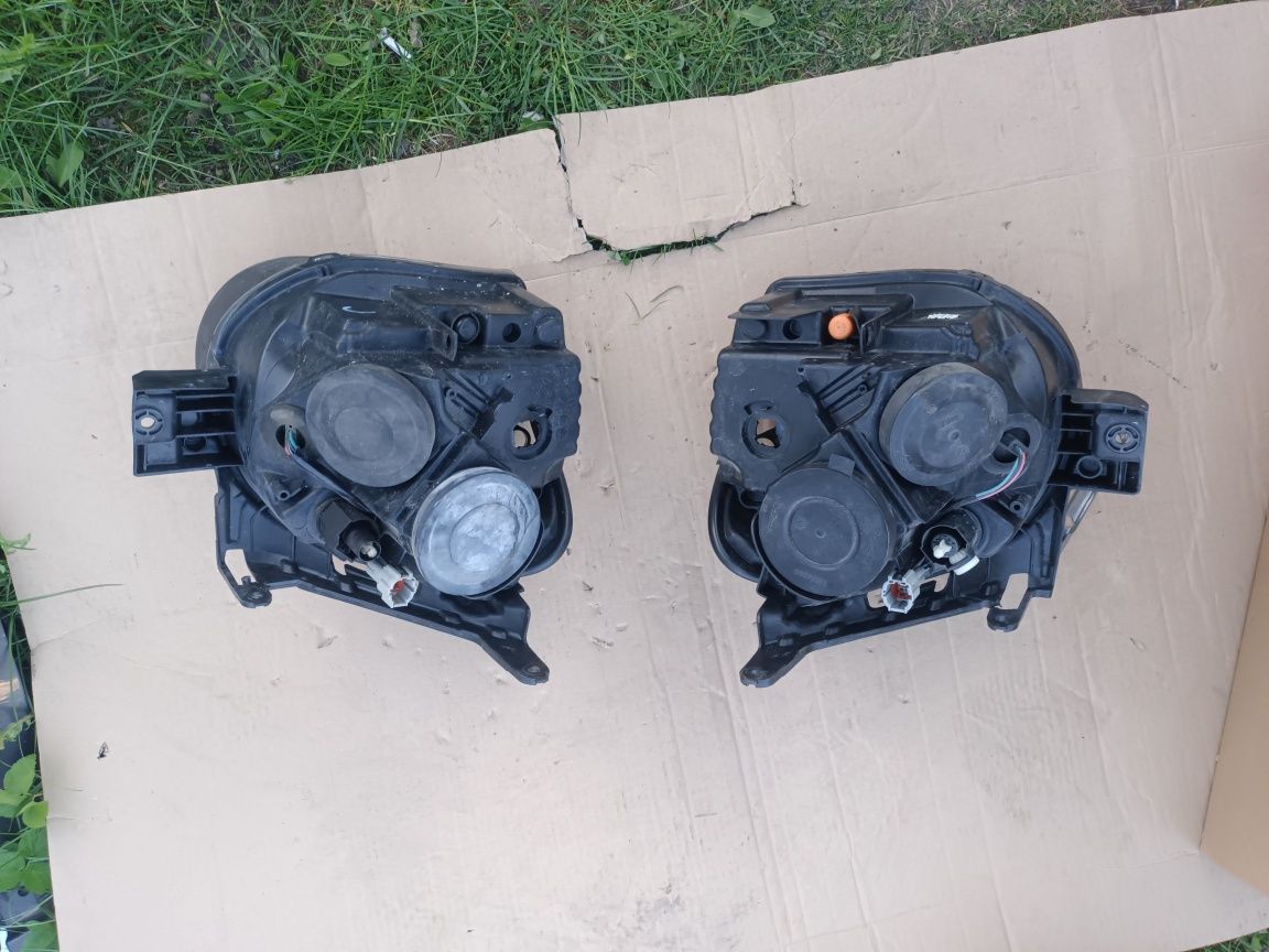 NISSAN JUKE F15 LIFT 14- lampa prawa lewa przód przednia