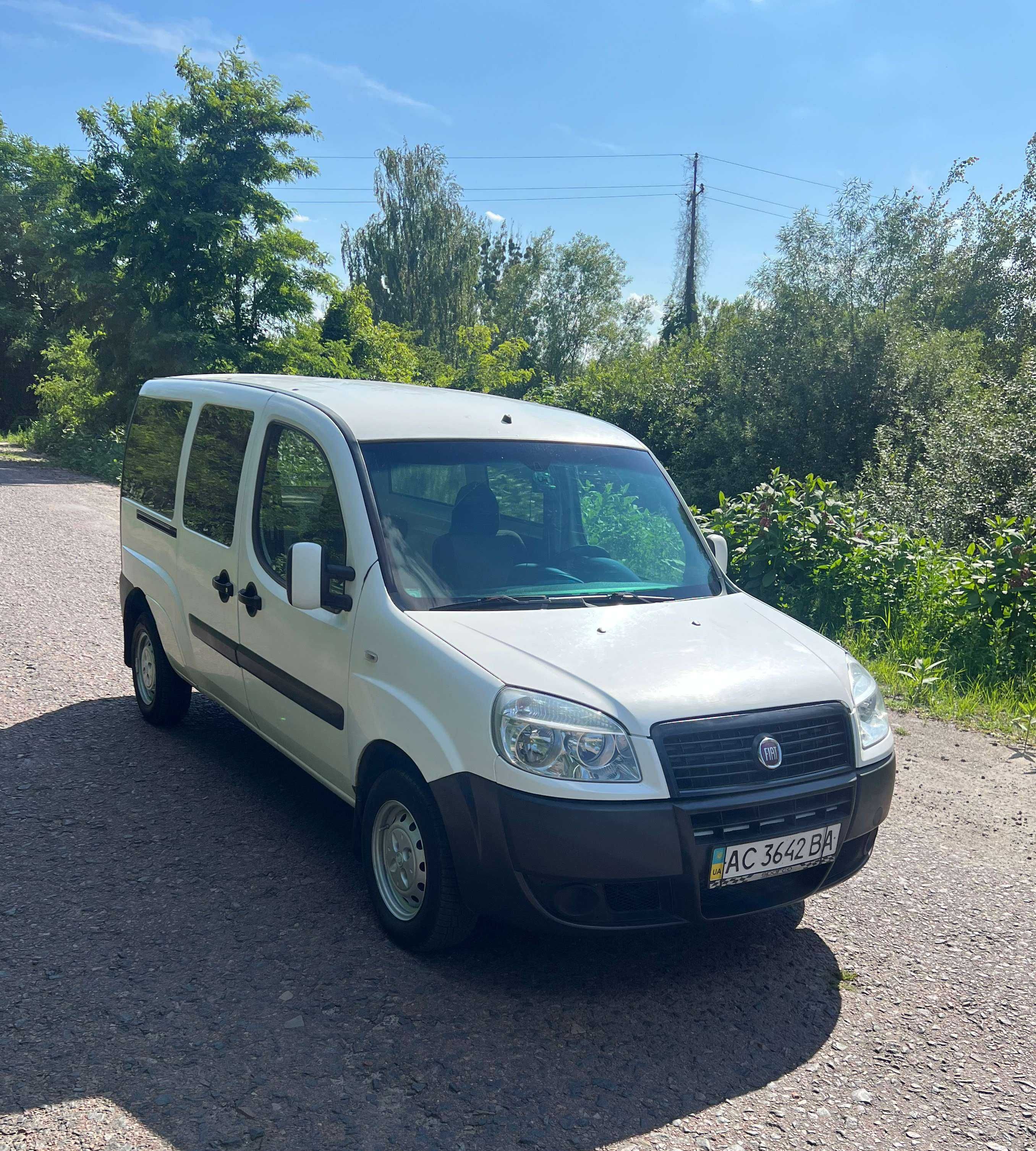 FIAT DOBLO 1.9 Multijet  | Maxi Base | 2010 рік | 7 місць |