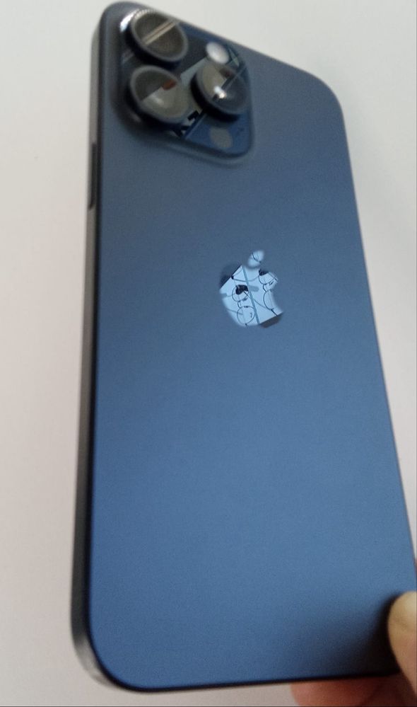 Ipnone 15 pro max, iOS 18.6.2- 256GB, em azul!
