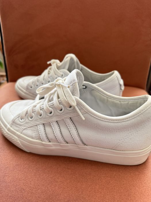 Кеди adidas, гарний стан, устілка 23,5 см