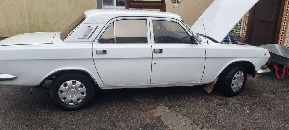 Продам Волгу 2410