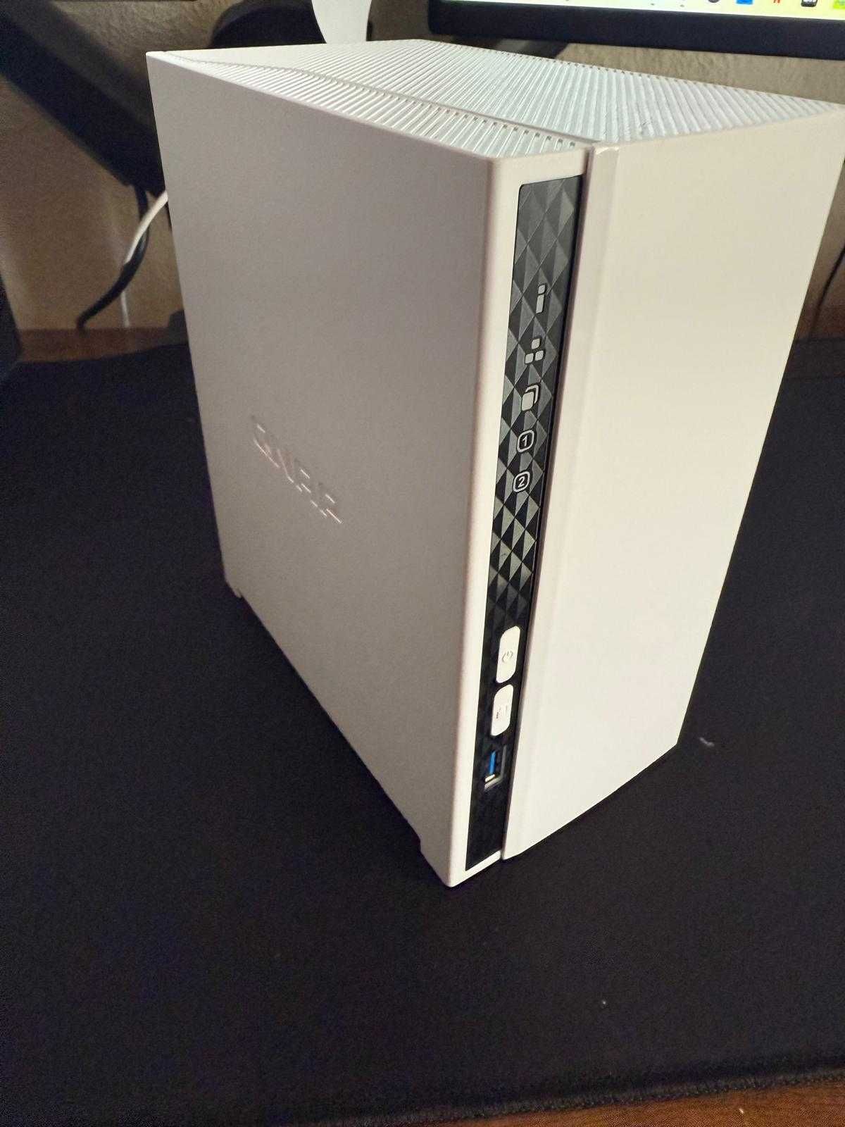 QNAP TS-233 – NAS de 2 baías em excelente estado