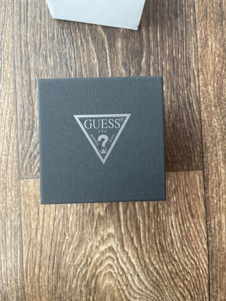 Часы мужские GUESS W1130G3