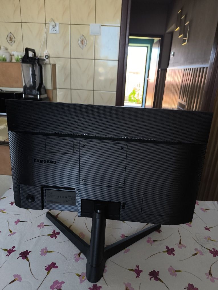 Monitor Samsung 24 cale