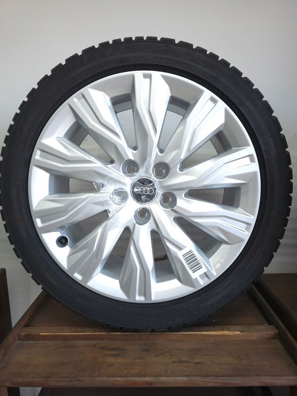 Nowe Koła Oryginalne Audi A4 S4/8w B9/18 Cali Bridgestone 2023 Rok