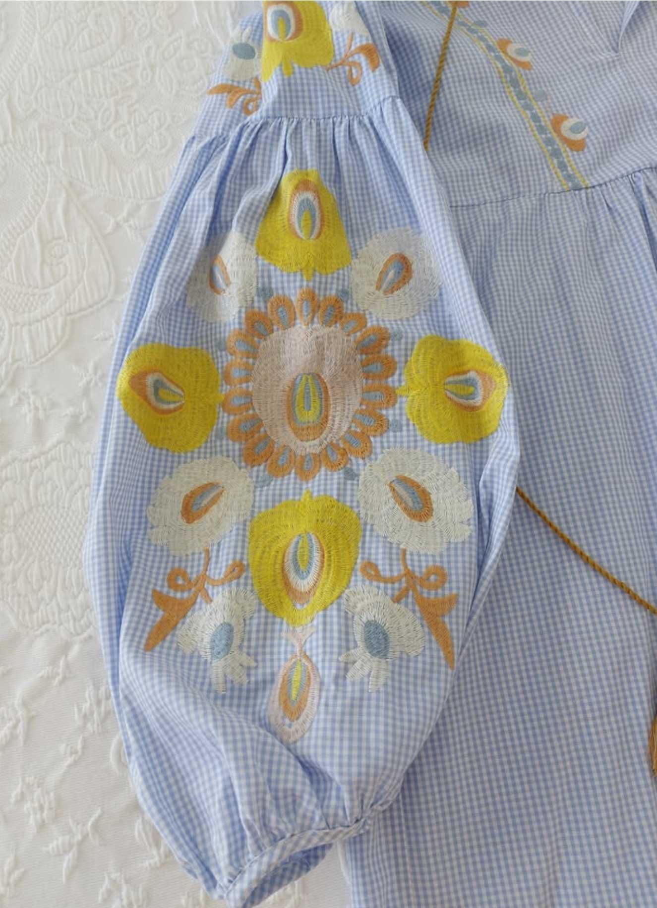 Blusa / Tunica bordada nova, tamanho S