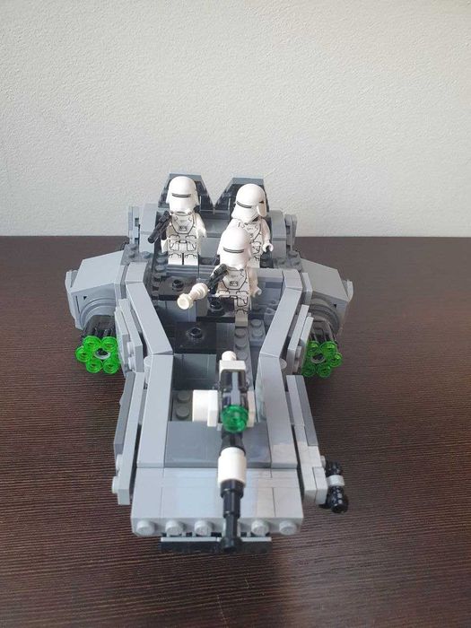 Lego Star Wars Снежный спидер Первого Ордена 75100